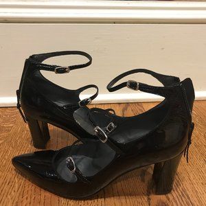 STUART WEITZMAN 3 INCH STRAPPY HEELS SIZE 6.5